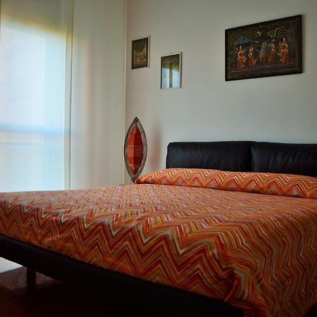 B&B A Casa Di Andrea Bologna Phòng bức ảnh